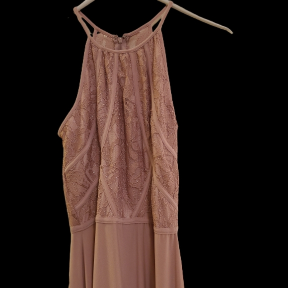 NWT Morgan & Company Maxi Dress - Picture 2 of 5